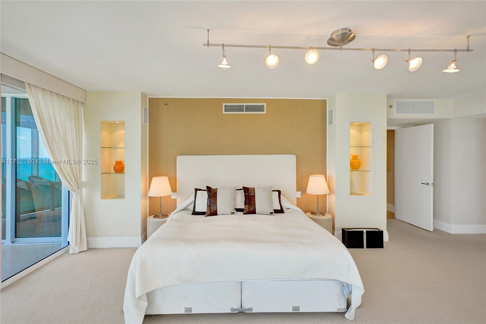 18911 Collins Avenue, Unit 1901 Sunny Isles Beach, FL 33160 - Photo 24 of 80