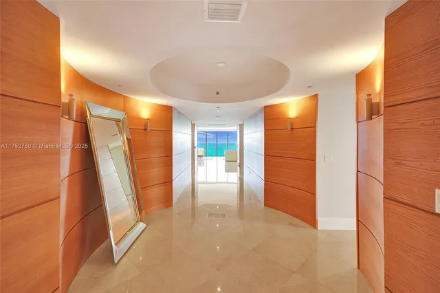 $3,500,000 | 18911 Collins Avenue, Unit 1901, Sunny Isles Beach, FL 33160