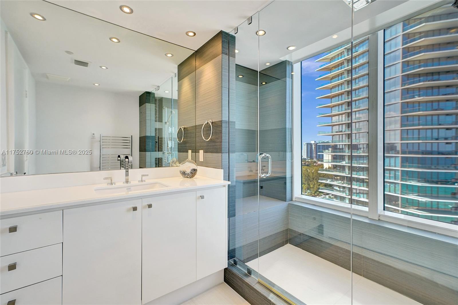 18911 Collins Avenue, Unit 1901 Sunny Isles Beach, FL 33160 - Photo 35 of 80