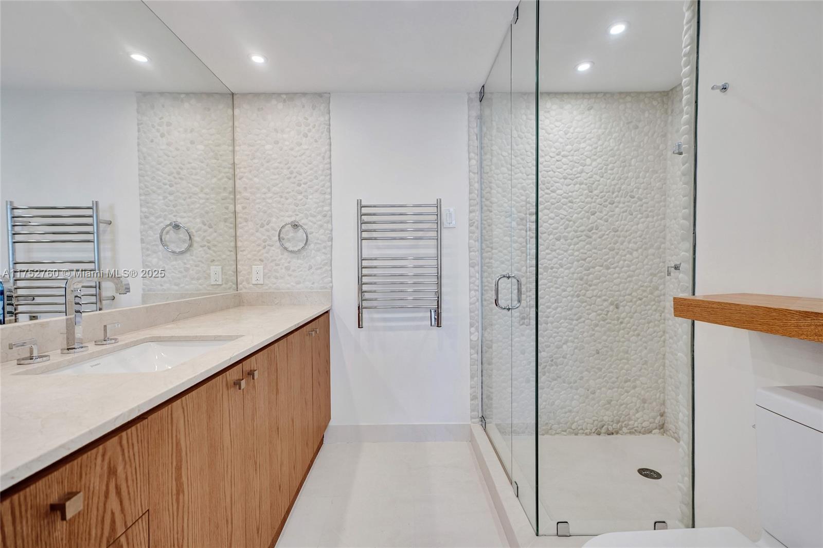 18911 Collins Avenue, Unit 1901 Sunny Isles Beach, FL 33160 - Photo 39 of 80