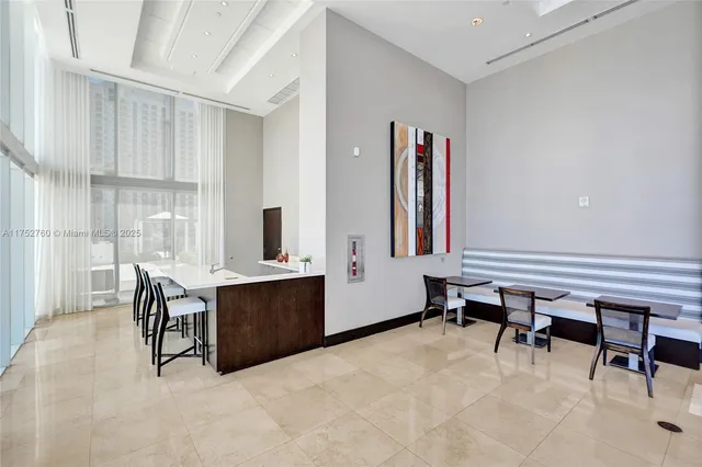 $3,500,000 | 18911 Collins Avenue, Unit 1901, Sunny Isles Beach, FL 33160