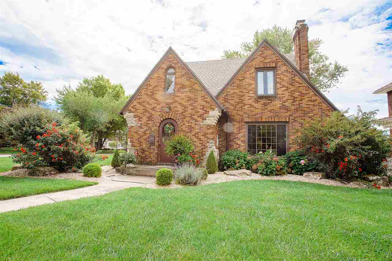 901 West Rudisill Boulevard Fort Wayne, IN 46807 - Photo 1 of 36 Gallery Image 1