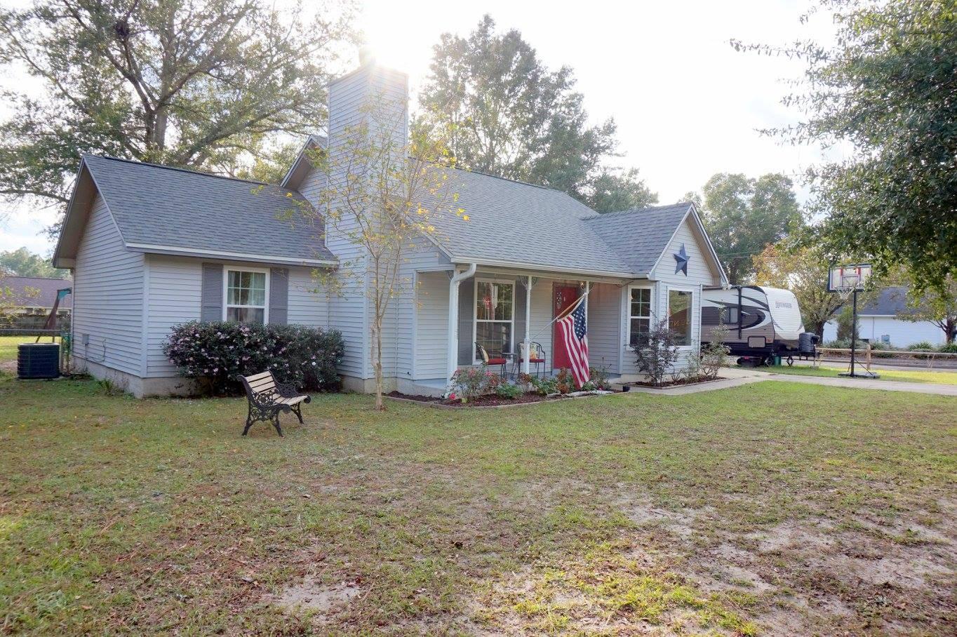 309 John King Road Crestview, FL 32539 - Photo 2 of 23 Gallery Image 2