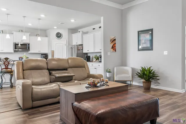 $390,000 | 39402 Park Oak Avenue, Prairieville, LA 70769