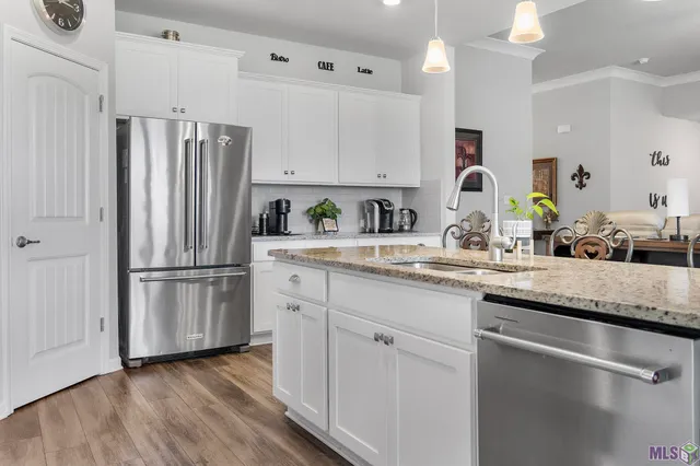 $390,000 | 39402 Park Oak Avenue, Prairieville, LA 70769