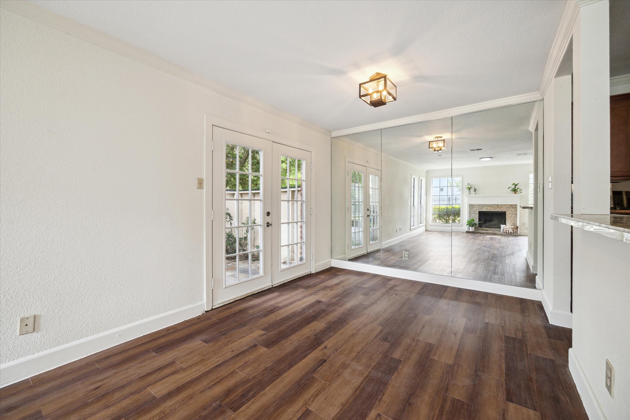 2211 South Kirkwood Road, Unit 17 Houston, TX 77077 - Photo 8 of 23