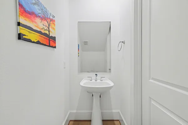 $5,500 | 2713 Kinsley Oaks Drive, Houston, TX 77007