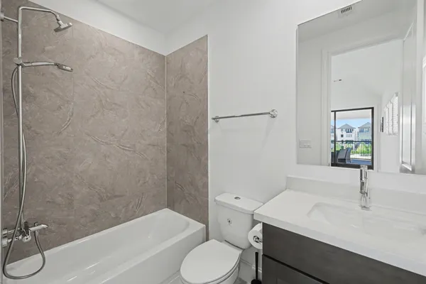 $5,500 | 2713 Kinsley Oaks Drive, Houston, TX 77007