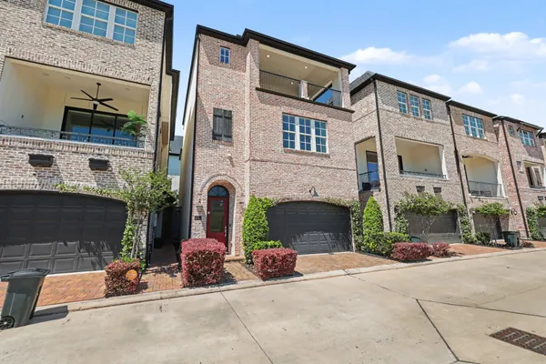 $5,500 | 2713 Kinsley Oaks Drive, Houston, TX 77007
