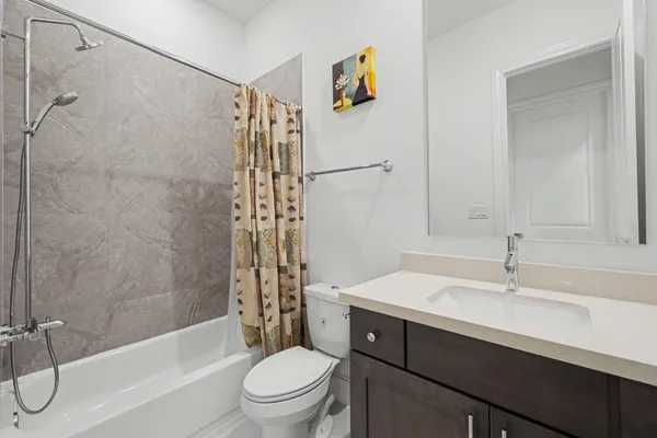 $5,500 | 2713 Kinsley Oaks Drive, Houston, TX 77007