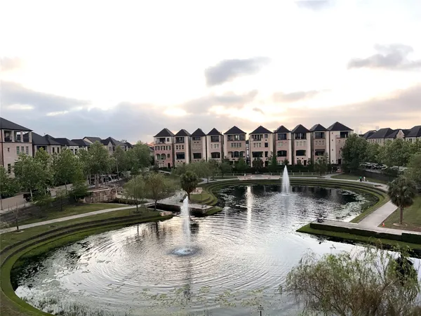 $5,500 | 2713 Kinsley Oaks Drive, Houston, TX 77007