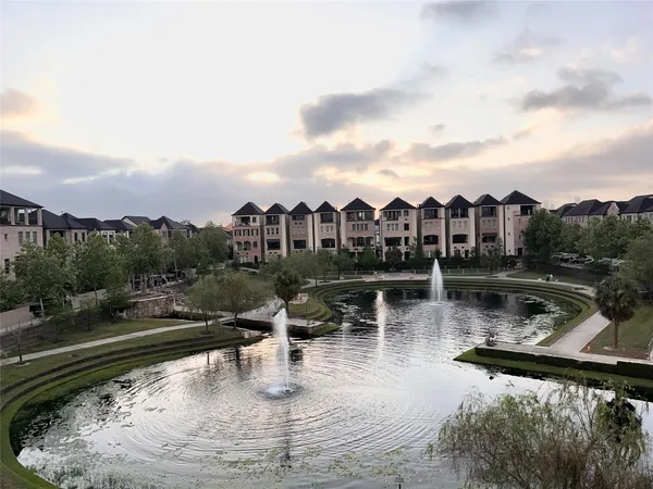 $5,500 | 2713 Kinsley Oaks Drive, Houston, TX 77007