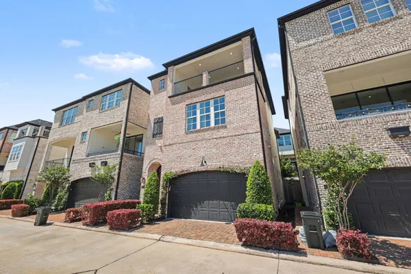 $5,500 | 2713 Kinsley Oaks Drive, Houston, TX 77007