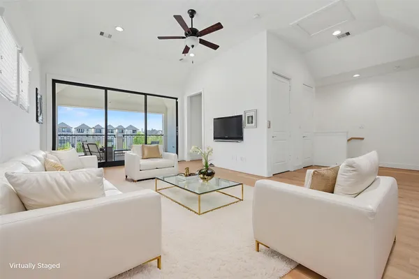 $5,500 | 2713 Kinsley Oaks Drive, Houston, TX 77007