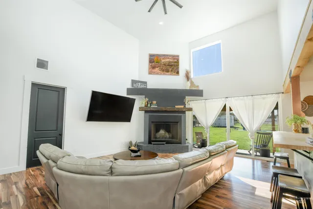 $995,000 | 6141 East Toon Lane, Kuna, ID 83634