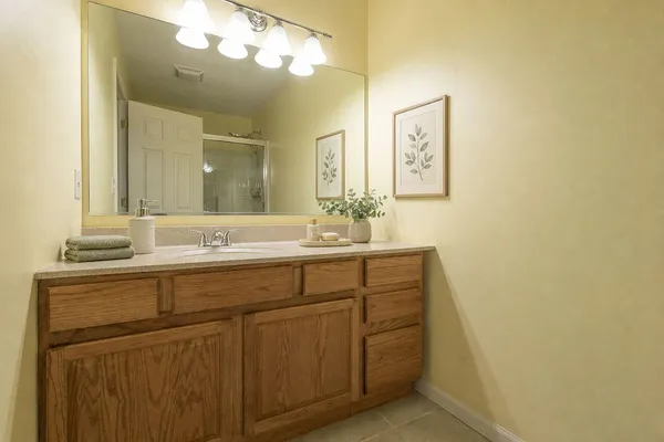 $305,000 | 1606 Geranium Circle, Valparaiso, IN 46383