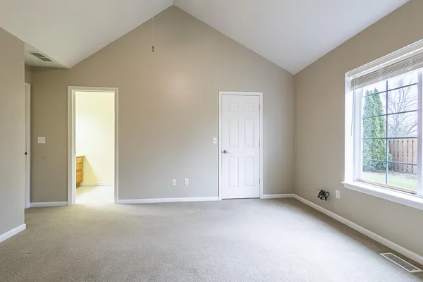 $309,000 | 1606 Geranium Circle, Valparaiso, IN 46383