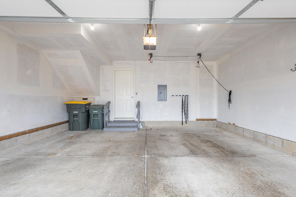 1606 Geranium Circle Valparaiso, IN 46383 - Photo 28 of 33 1000x667