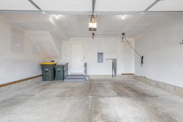 $309,000 | 1606 Geranium Circle, Valparaiso, IN 46383