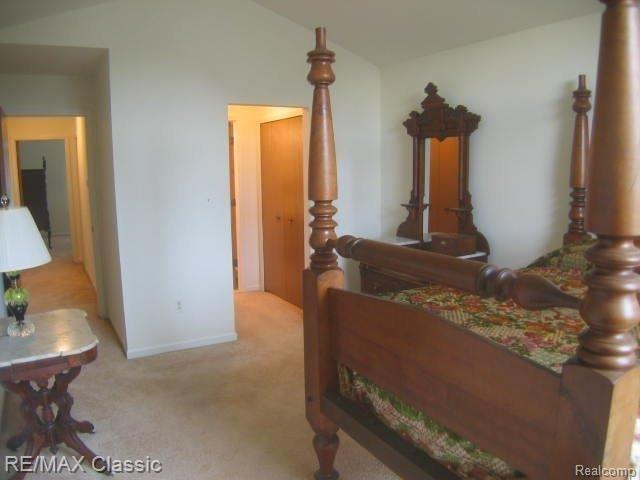 954 Ridge Court, Unit 141 Brighton, MI 48116 - Photo 9 of 14 Master Bath view
