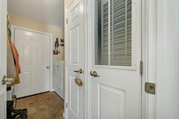 $299,900 | 10 Eagle Nest Drive, Franklin, NH 03235