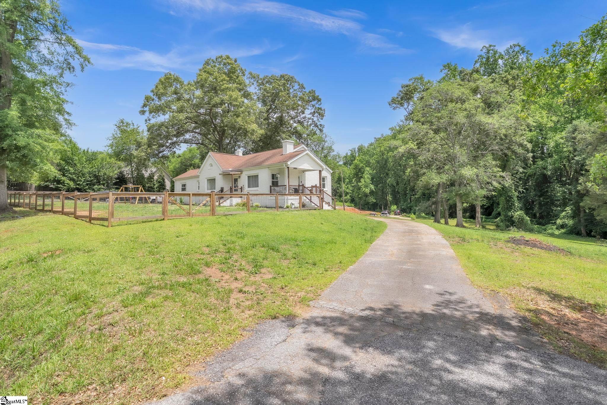 904 Highway 357 Greer, SC 29651 - Photo 28 of 38