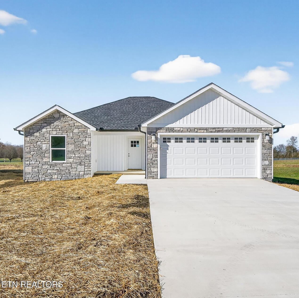 1311 Cook Road Crossville, TN 38555 - Photo 1 of 32 Gallery Image 1