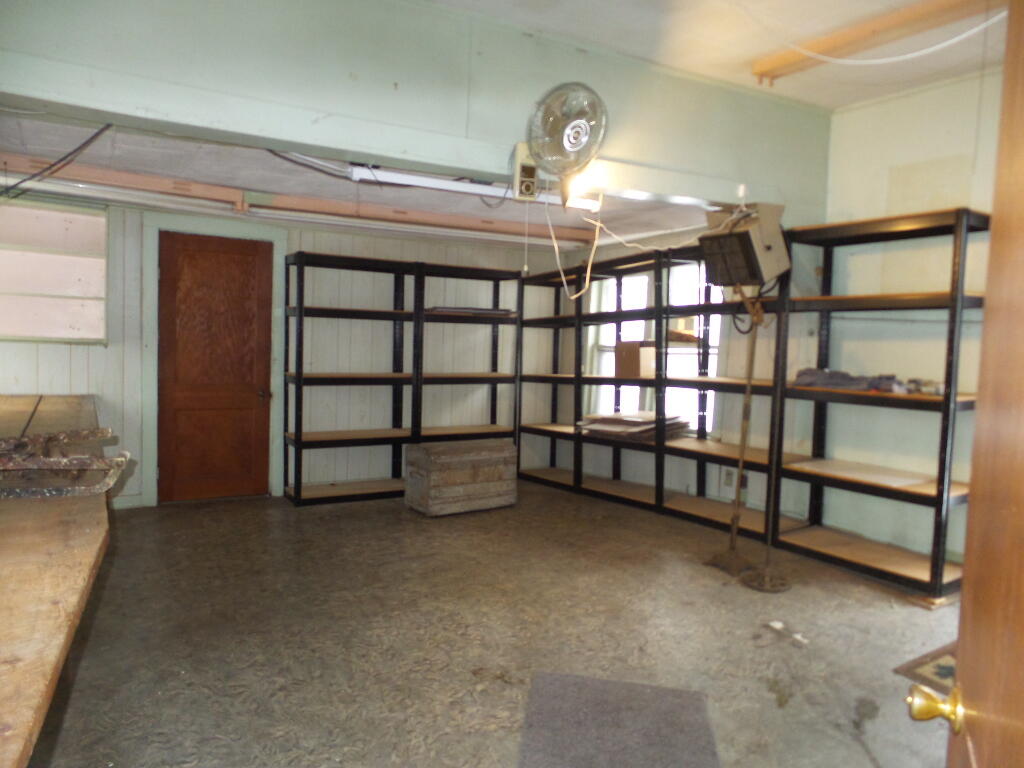 323 Neck Road Benton, ME 04901 - Photo 15 of 23 Office