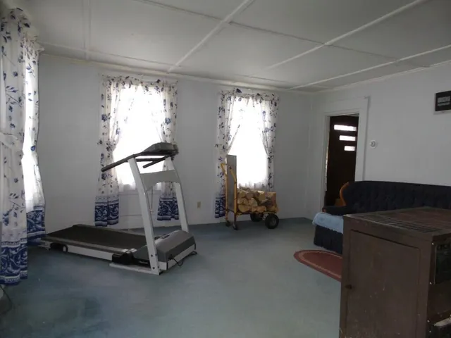 $90,000 | 323 Neck Road, Benton, ME 04901