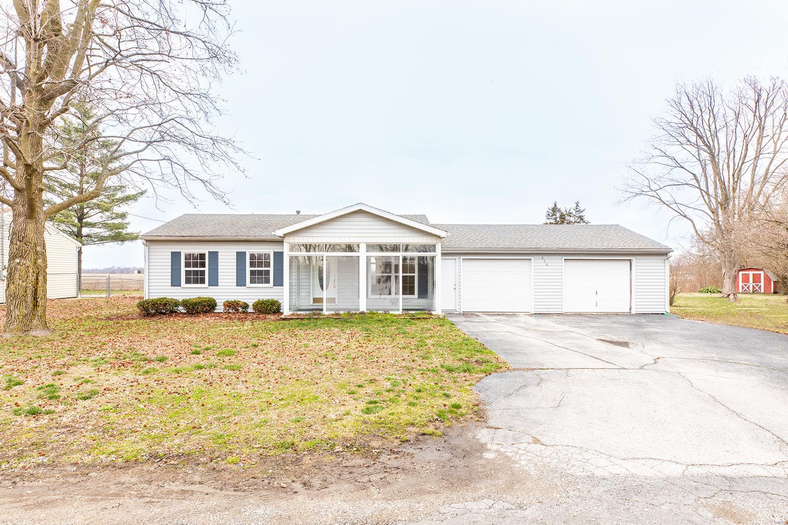 240 Virginia Street Brighton, IL 62012 - Photo 1 of 27 Gallery Image 1