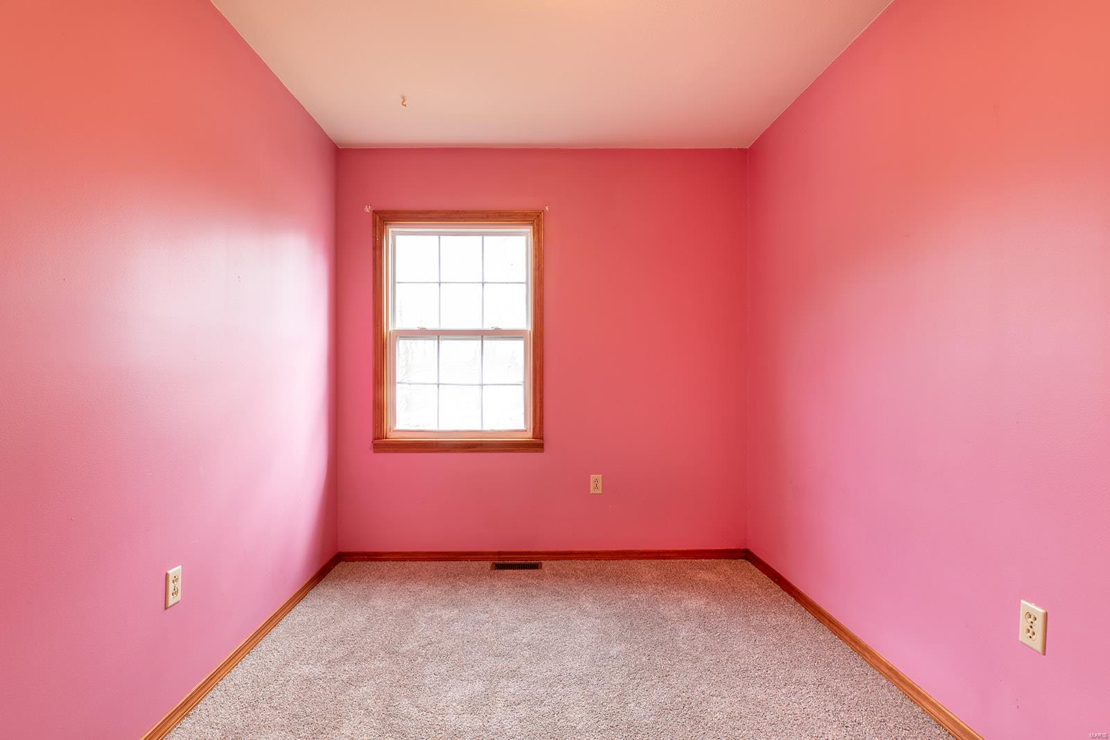 240 Virginia Street Brighton, IL 62012 - Photo 22 of 27 Gallery Image 22
