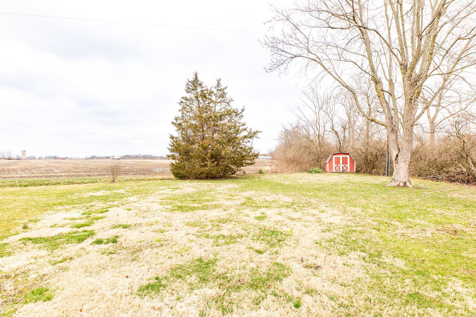 240 Virginia Street Brighton, IL 62012 - Photo 9 of 27 Gallery Image 9