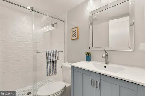 $849,900 | 518 23rd Place Northeast, Washington, DC 20002