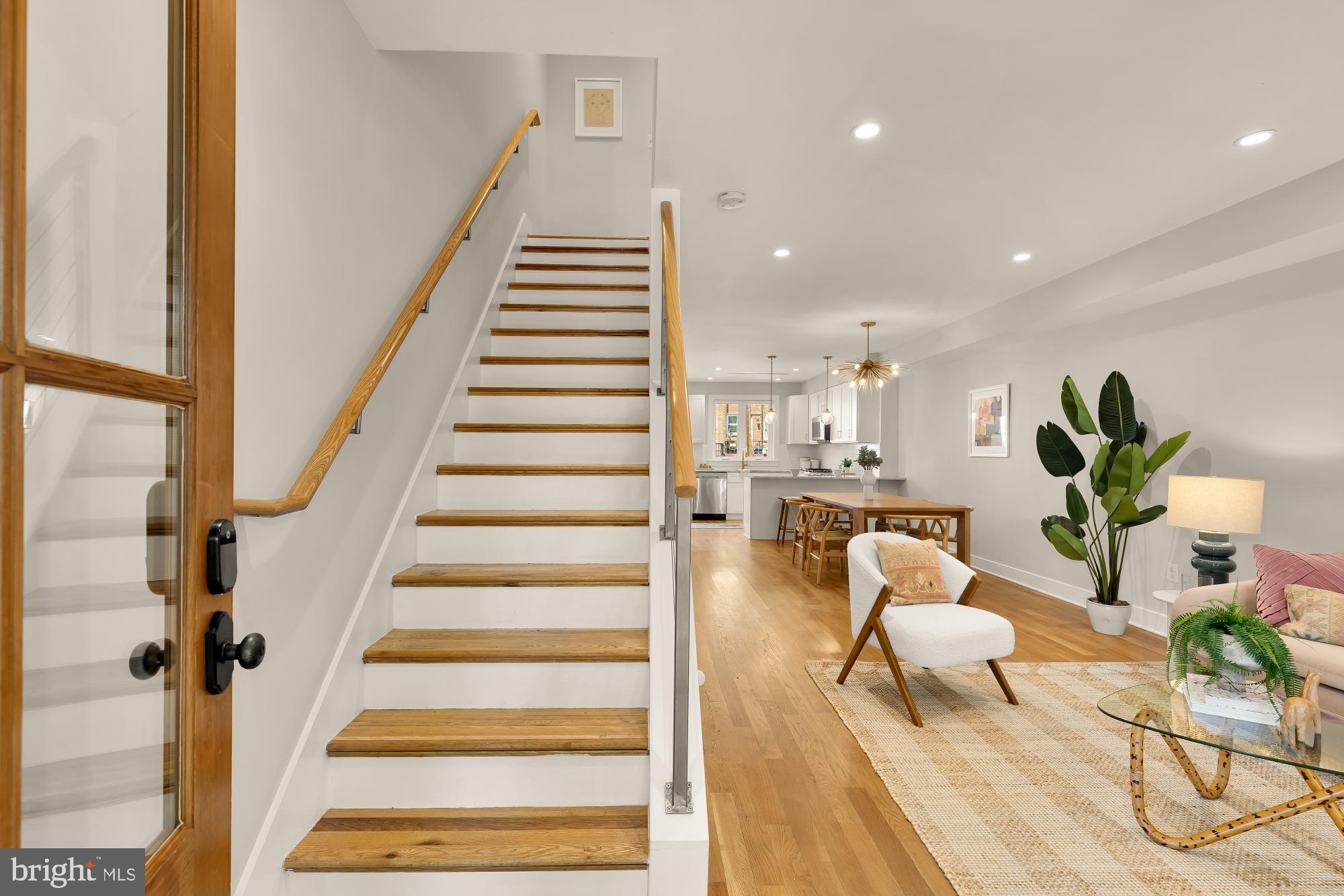 518 23rd Place Northeast Washington, DC 20002 - Photo 3 of 36