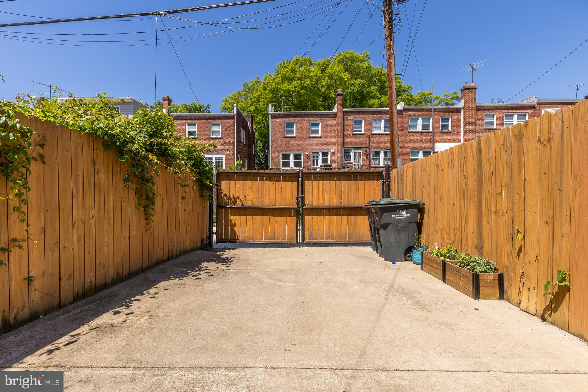 518 23rd Place Northeast Washington, DC 20002 - Photo 35 of 36