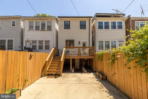 $849,900 | 518 23rd Place Northeast, Washington, DC 20002
