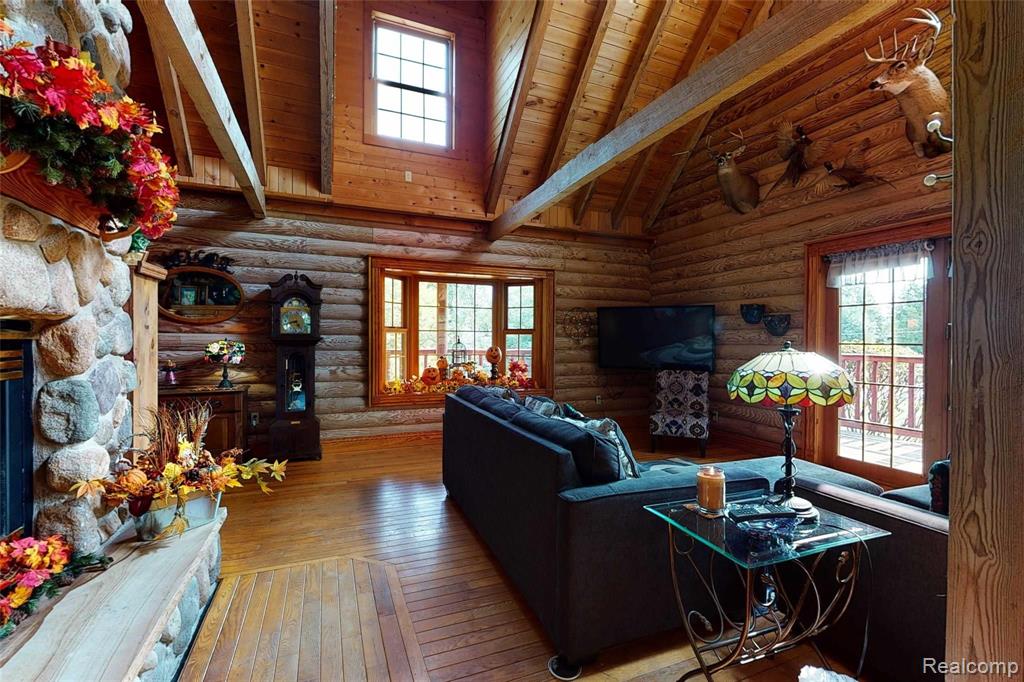 10118 Coldwater Road Flushing, MI 48433 - Photo 14 of 62