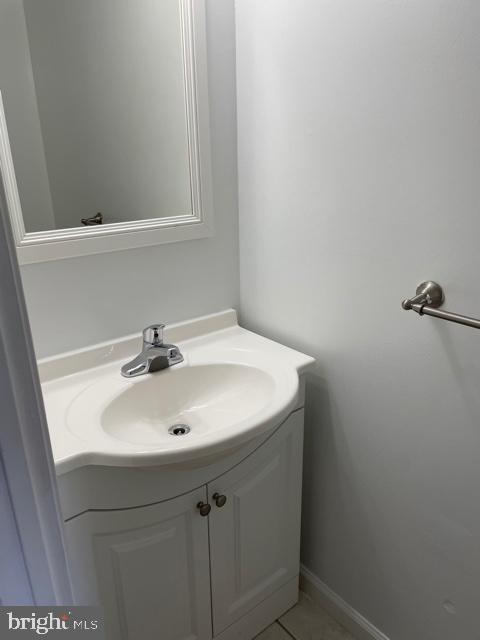 8333 Moline Place Springfield, VA 22153 - Photo 11 of 30 Renovated Powder Room