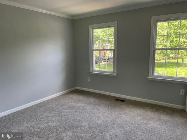 8333 Moline Place Springfield, VA 22153 - Photo 14 of 30 Master bedroom