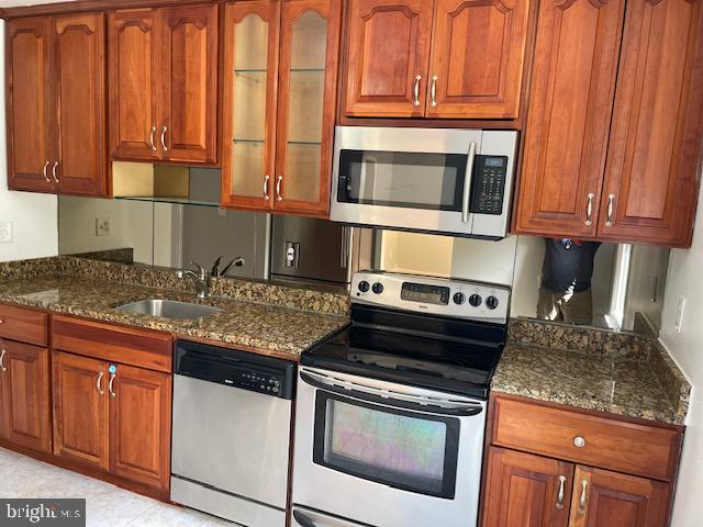 8333 Moline Place Springfield, VA 22153 - Photo 7 of 30 Gallery Image 7