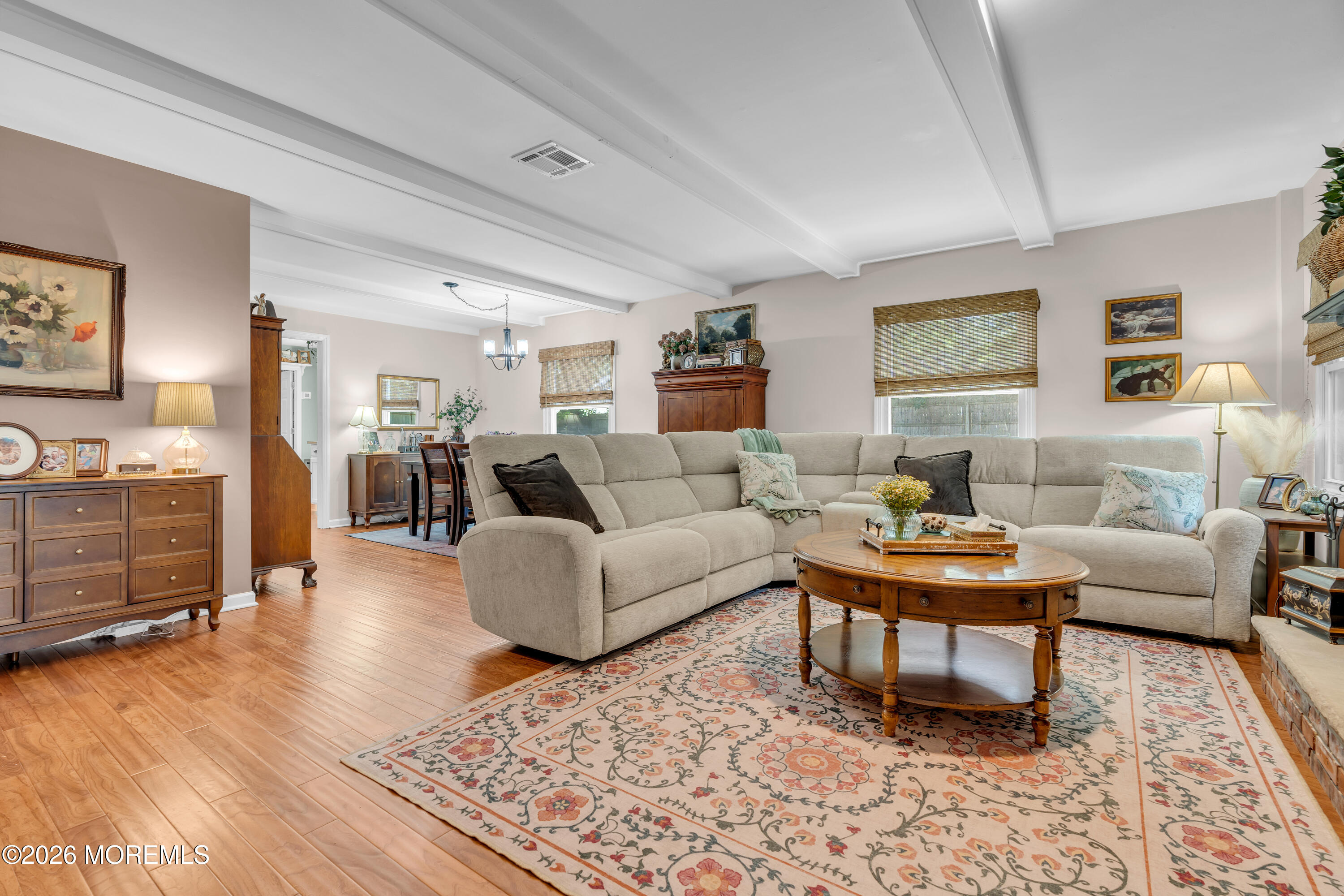 186 Van Brackle Road Aberdeen, NJ 07747 - Photo 11 of 29 .