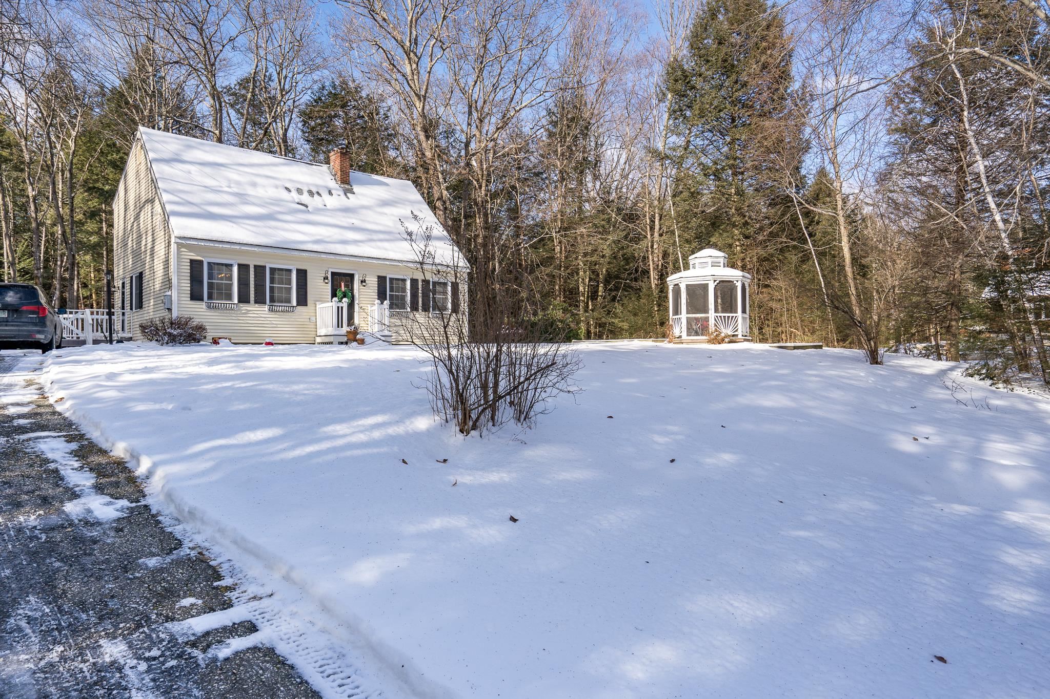 95 Beech Hill Road Weare, NH 03281 - Photo 32 of 40