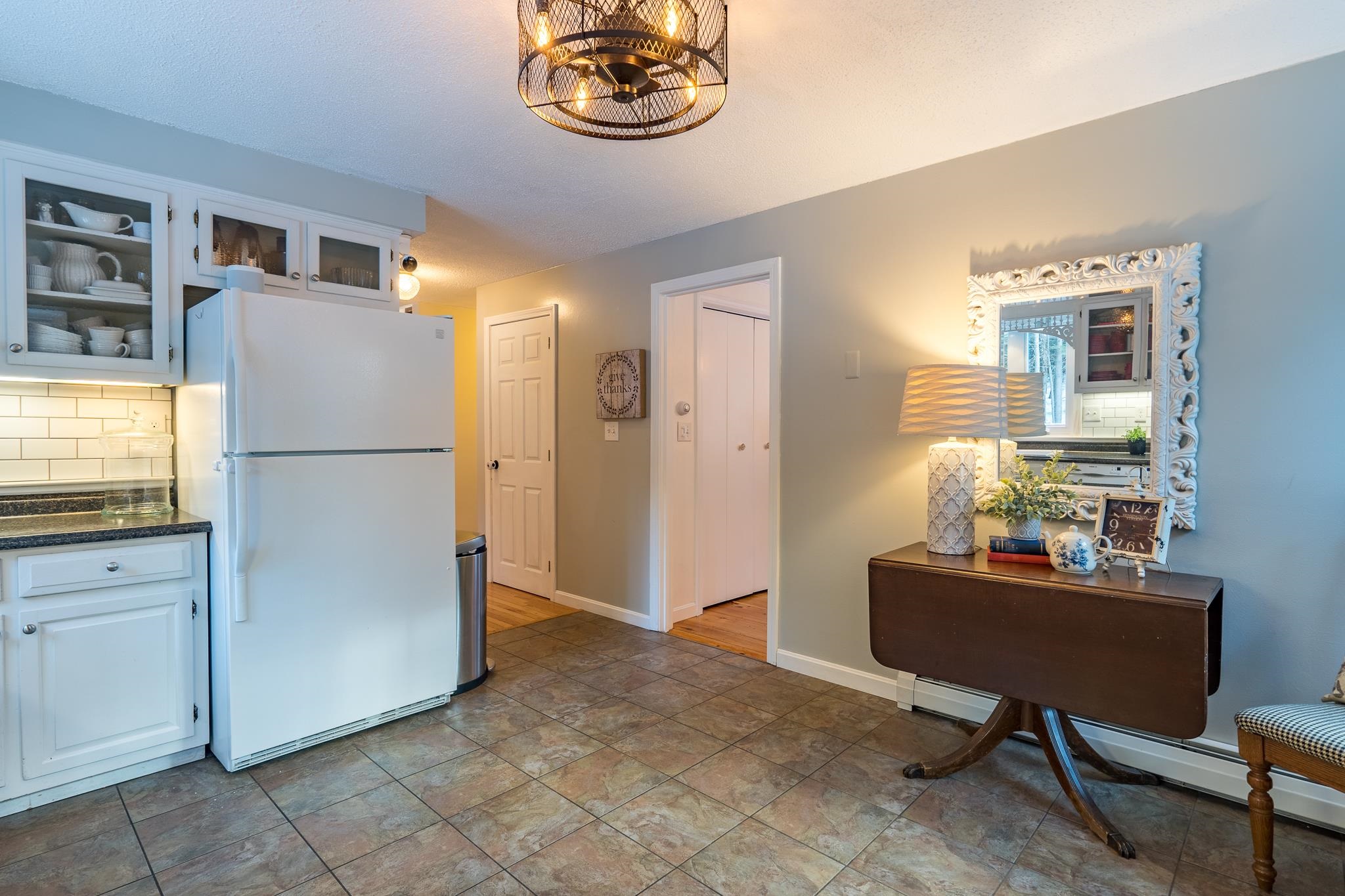 95 Beech Hill Road Weare, NH 03281 - Photo 4 of 40