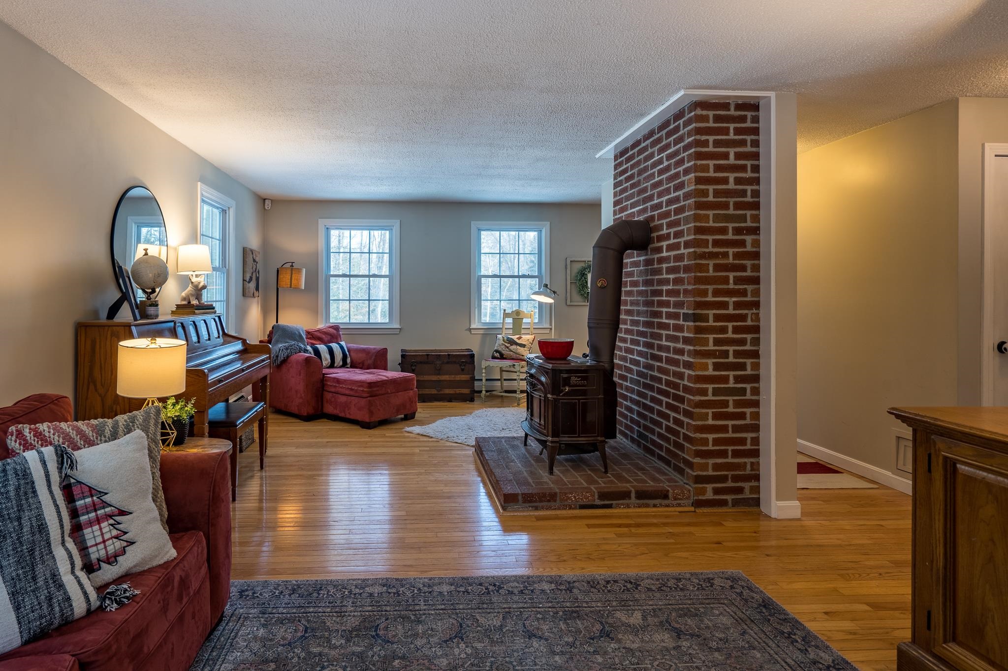 95 Beech Hill Road Weare, NH 03281 - Photo 10 of 40