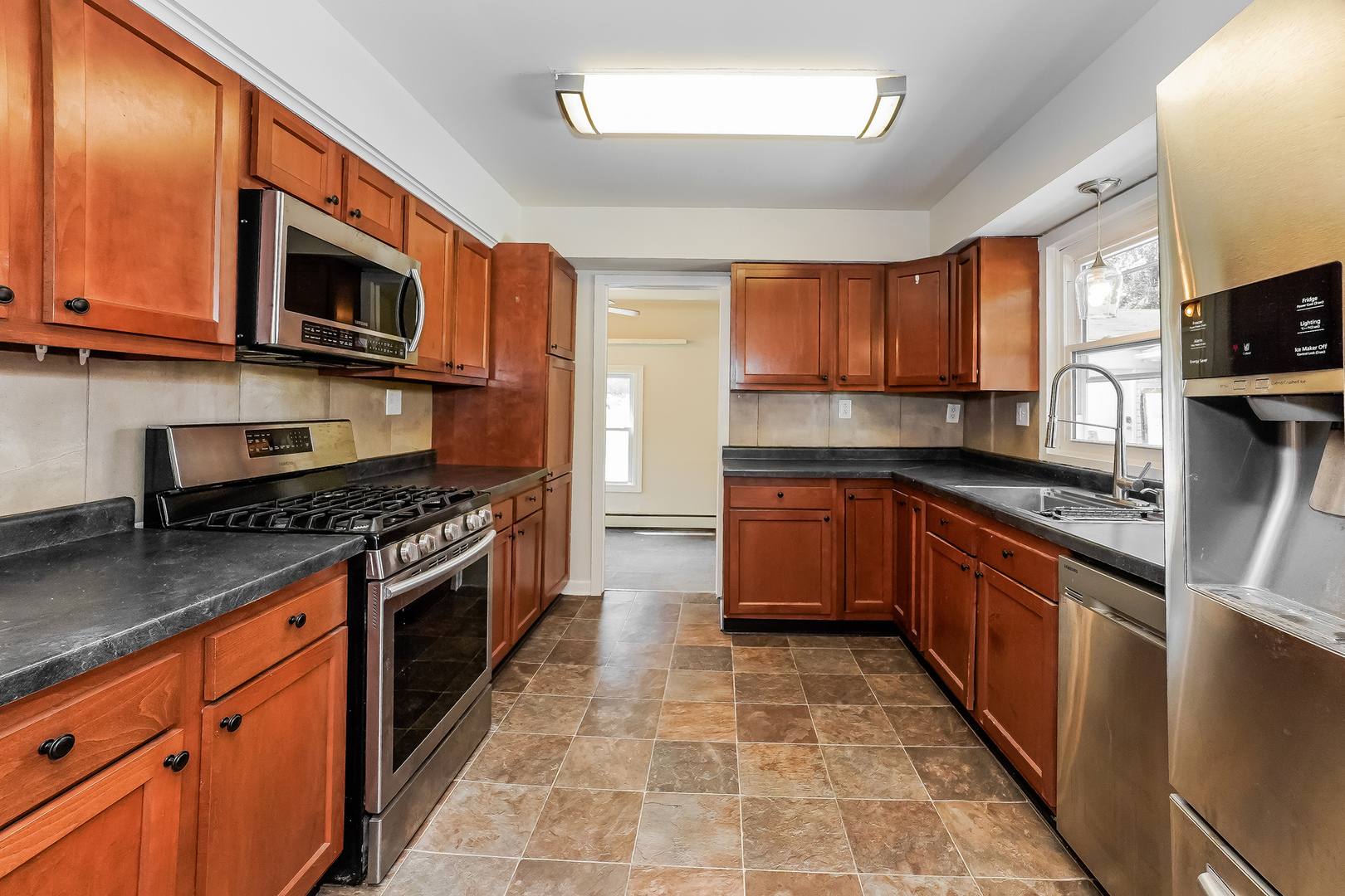215 South Prairie Road New Lenox, IL 60451 - Photo 2 of 20