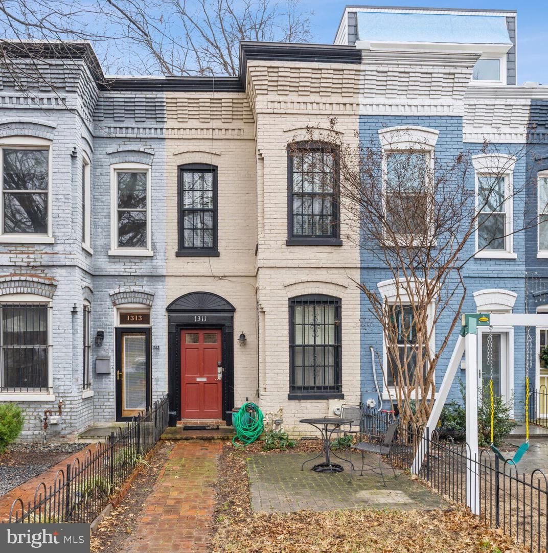 1311 Potomac Avenue Southeast Washington, DC 20003 - Photo 1 of 26