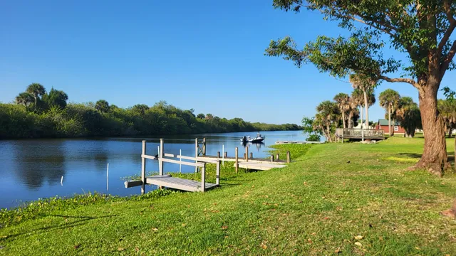 $115,000 | 1339 Old Lakeport Road Northwest, Unit 14, Moore Haven, FL 33471