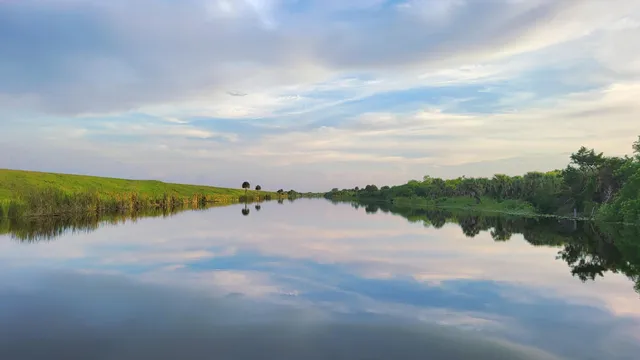 $115,000 | 1339 Old Lakeport Road Northwest, Unit 14, Moore Haven, FL 33471