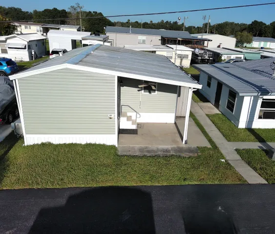 $115,000 | 1339 Old Lakeport Road Northwest, Unit 14, Moore Haven, FL 33471