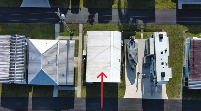 $115,000 | 1339 Old Lakeport Road Northwest, Unit 14, Moore Haven, FL 33471